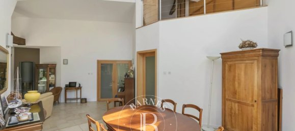 Casa de 6 dormitorios en Igny, France No. 180742 12