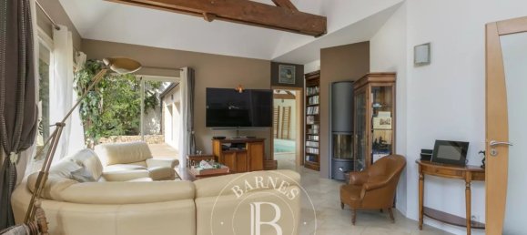 Casa de 6 dormitorios en Igny, France No. 180742 10