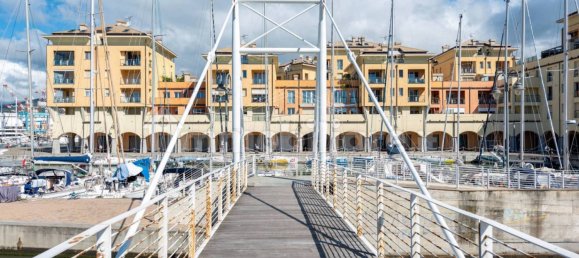 2 rooms Commercial property in Genoa, Italy No. 123618 12