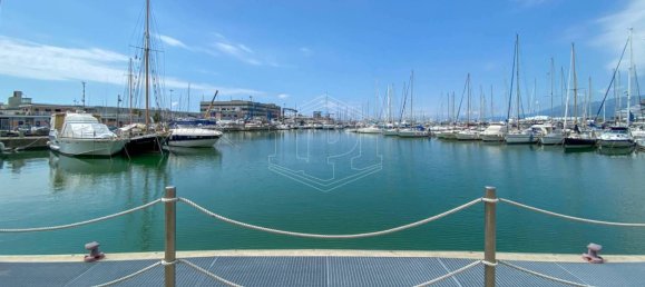 2 rooms Commercial property in Genoa, Italy No. 123618 14