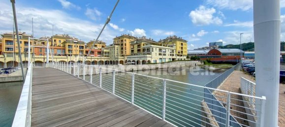 2 rooms Commercial property in Genoa, Italy No. 123618 11