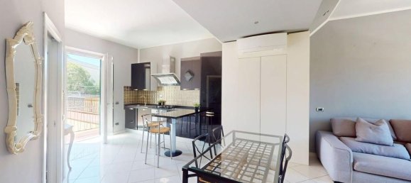 2 rooms Apartment in Florence, Italy No. 266010 4