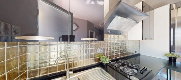 2 rooms Apartment in Florence, Italy No. 266010 3