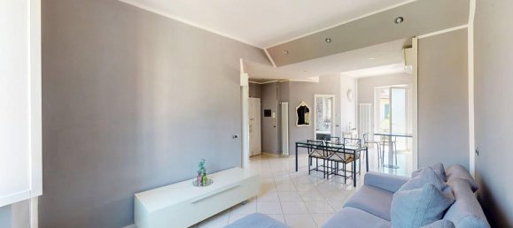 2 rooms Apartment in Florence, Italy No. 266010 10