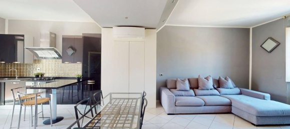 2 rooms Apartment in Florence, Italy No. 266010 7