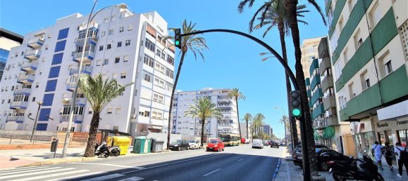 Квартира с 4 спальнями в Кадис, Испания № 152481 2