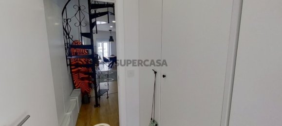 2 bedrooms Duplex in Lisbon, Portugal No. 158136 2