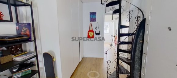 2 bedrooms Duplex in Lisbon, Portugal No. 158136 3