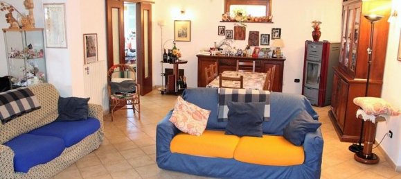 12 rooms House in Orvieto, Italy No. 47381 3
