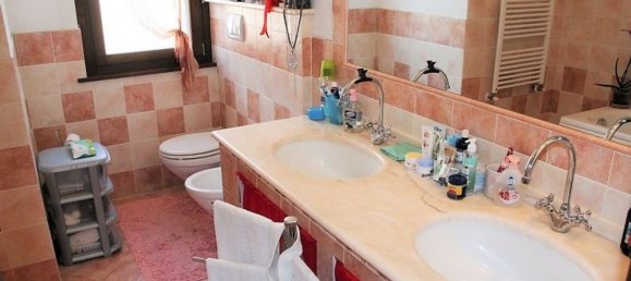 12 rooms House in Orvieto, Italy No. 47381 14