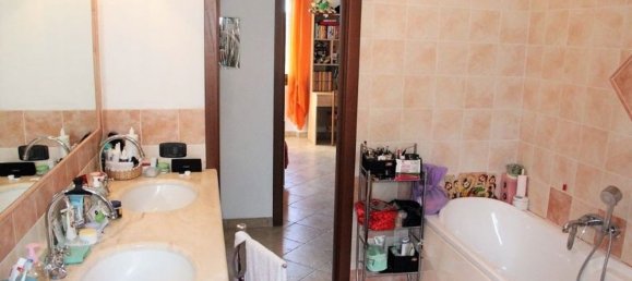12 rooms House in Orvieto, Italy No. 47381 12