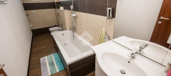 Apartamento de 2 dormitorios en Milan, Italy No. 329584 4