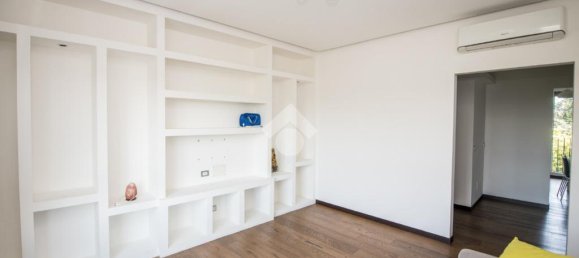 Apartamento de 2 dormitorios en Milan, Italy No. 329584 6