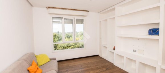 Apartamento de 2 dormitorios en Milan, Italy No. 329584 9