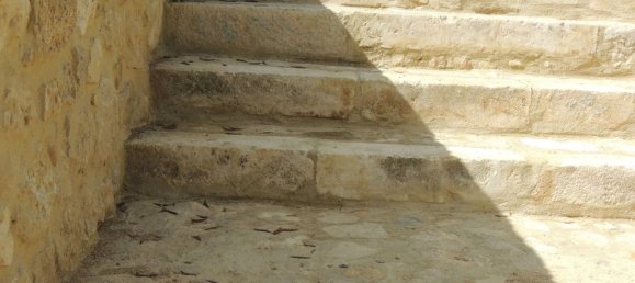 10 rooms House in Introdacqua, Italy No. 80488 6