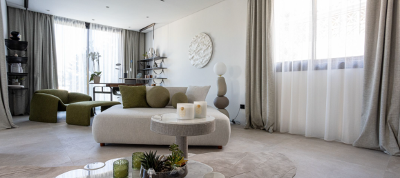 5 bedrooms Villa in Marbella, Spain No. 61077 32