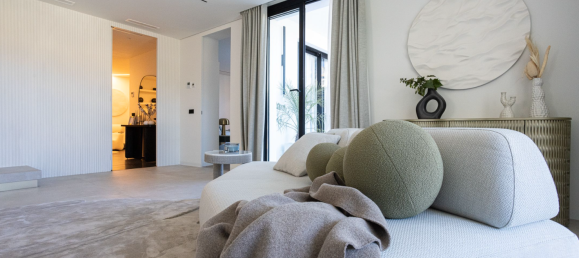 5 bedrooms Villa in Marbella, Spain No. 61077 36