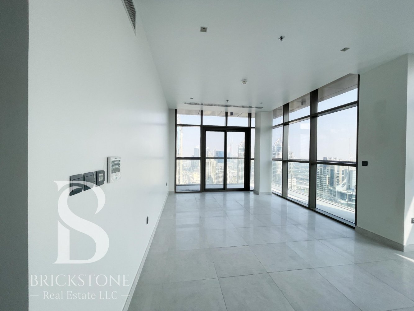 Apartamento T3 em Dubai Marina, UAE N.º 15167