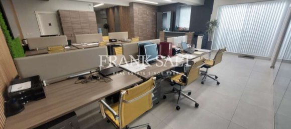 Büro in Attard, Malta, Nr. 13264 2