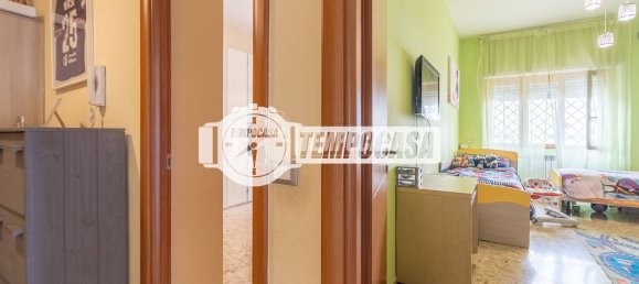 3 Schlafzimmer Wohnung in Rome, Italy, Nr. 321198 22