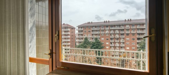 6 bedrooms Apartment in Turin, Italy No. 378179 17
