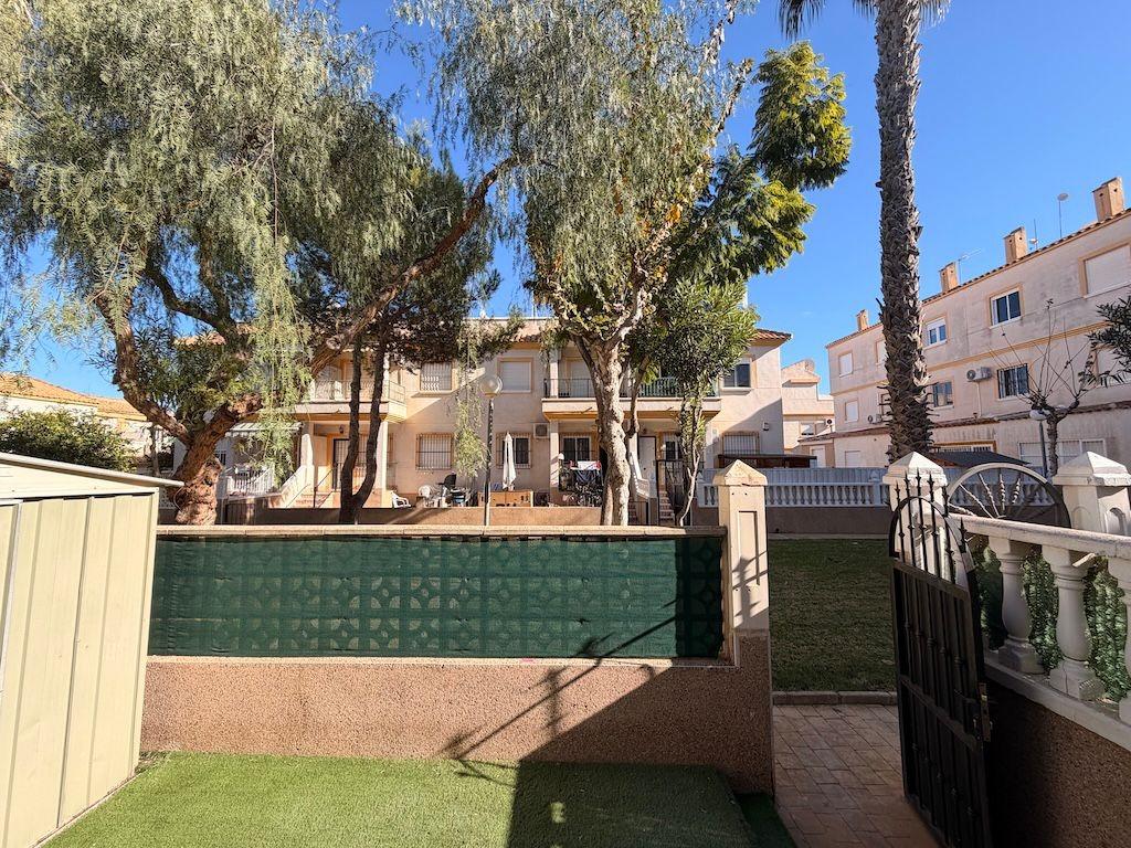 Bungalow T2 em Campoamor, Spain N.º 369920
