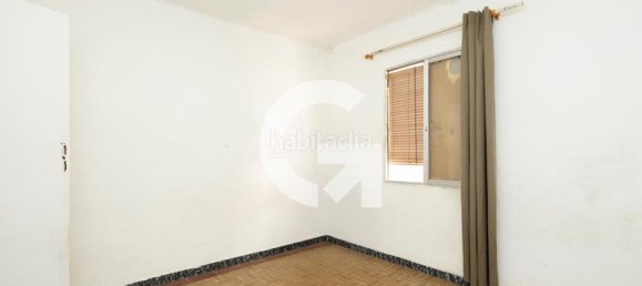 3 Schlafzimmer Wohnung in Santa Coloma de Gramenet, Spain, Nr. 133769 8
