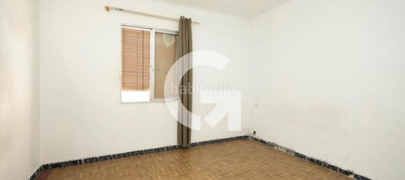 3 Schlafzimmer Wohnung in Santa Coloma de Gramenet, Spain, Nr. 133769 7