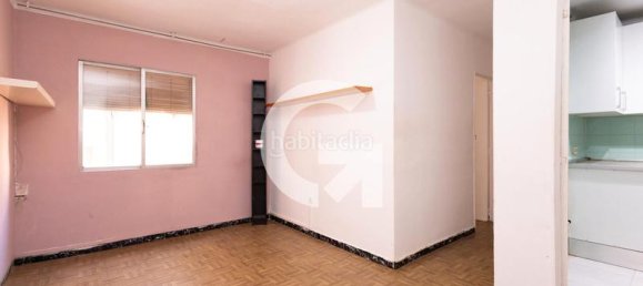 3 Schlafzimmer Wohnung in Santa Coloma de Gramenet, Spain, Nr. 133769 4