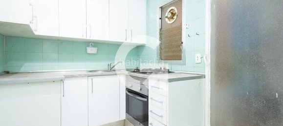 3 Schlafzimmer Wohnung in Santa Coloma de Gramenet, Spain, Nr. 133769 16