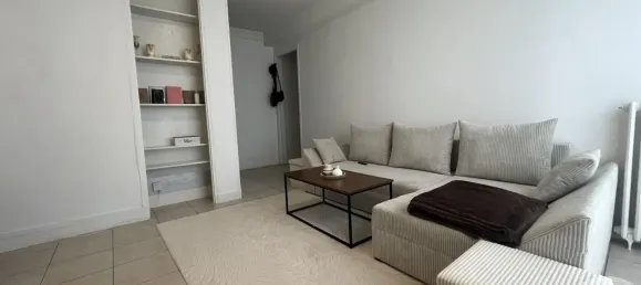 Квартира с 2 спальнями в Божанси, Франция № 321872 2