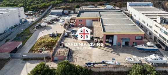 Entrepôt à Olbia, Italy 4000m² No. 50053 50