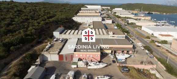 Entrepôt à Olbia, Italy 4000m² No. 50053 13