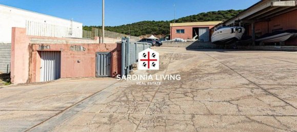 Entrepôt à Olbia, Italy 4000m² No. 50053 45