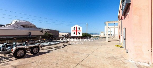 Entrepôt à Olbia, Italy 4000m² No. 50053 40