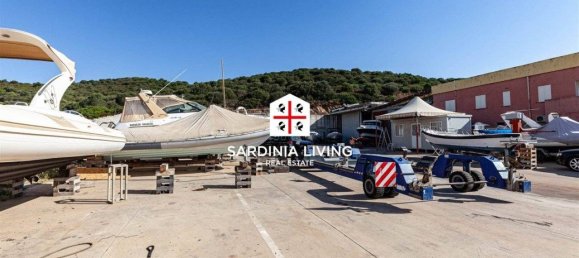 Entrepôt à Olbia, Italy 4000m² No. 50053 36