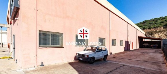 Entrepôt à Olbia, Italy 4000m² No. 50053 42