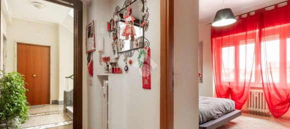 Квартира с 2 комнатами в Рим, Италия № 16399 14