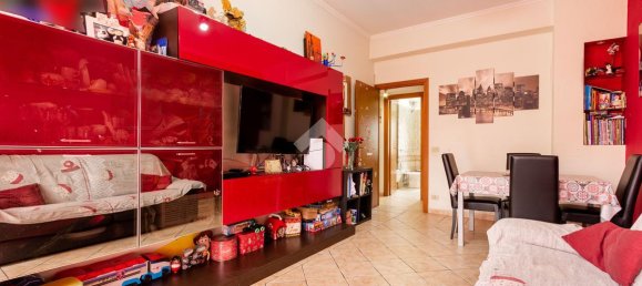 Квартира с 2 комнатами в Рим, Италия № 16399 32