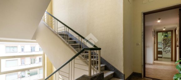 Квартира с 2 комнатами в Рим, Италия № 16399 28