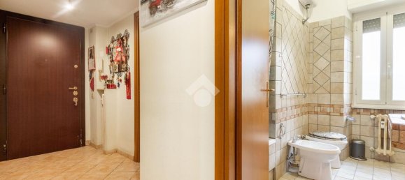 Квартира с 2 комнатами в Рим, Италия № 16399 15