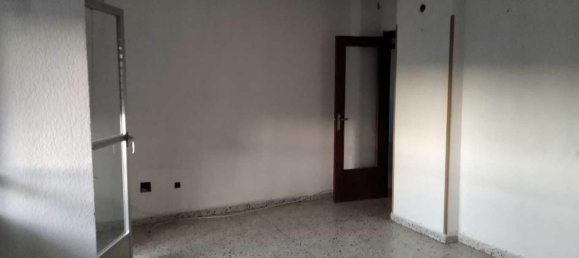 3 Schlafzimmer Wohnung in Leon, Spain, Nr. 28911 3