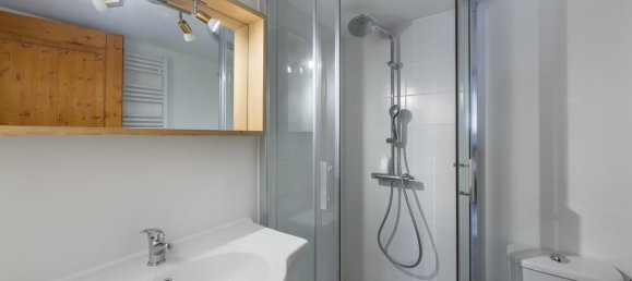 6 bedrooms Apartment in Les Belleville, France No. 1226 9