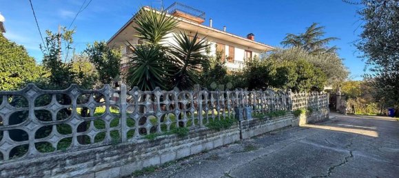 2 bedrooms House in Treglio, Italy No. 221393 36