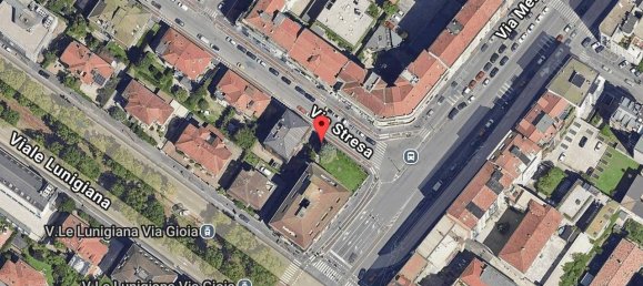 4 bedrooms Apartment in Milan, Italy No. 276200 2