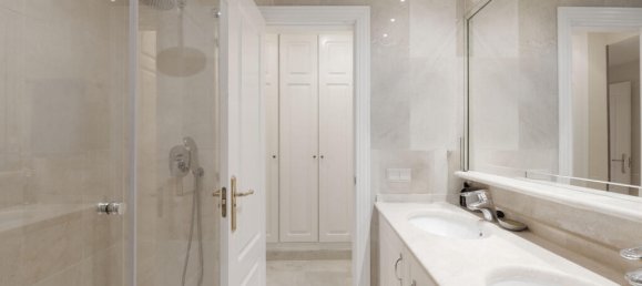 2 bedrooms Apartment in Marbella, Spain No. 116188 31