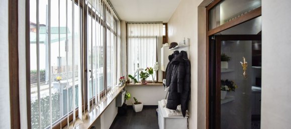 8 rooms Villa in Settimo Torinese, Italy No. 43585 3