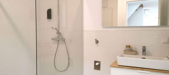 3 rooms Apartment in Favoriten, Austria No. 132858 5