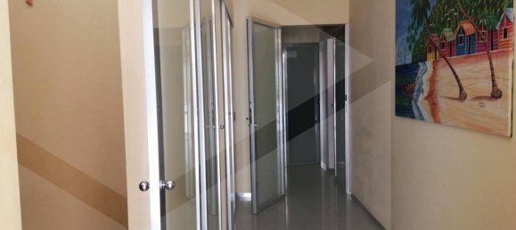 3 rooms Commercial property in Bari, Italy No. 17303 12