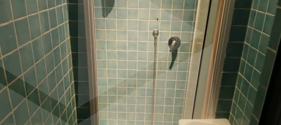 3 rooms Commercial property in Bari, Italy No. 17303 10